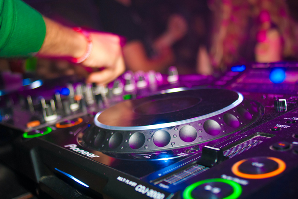 dj