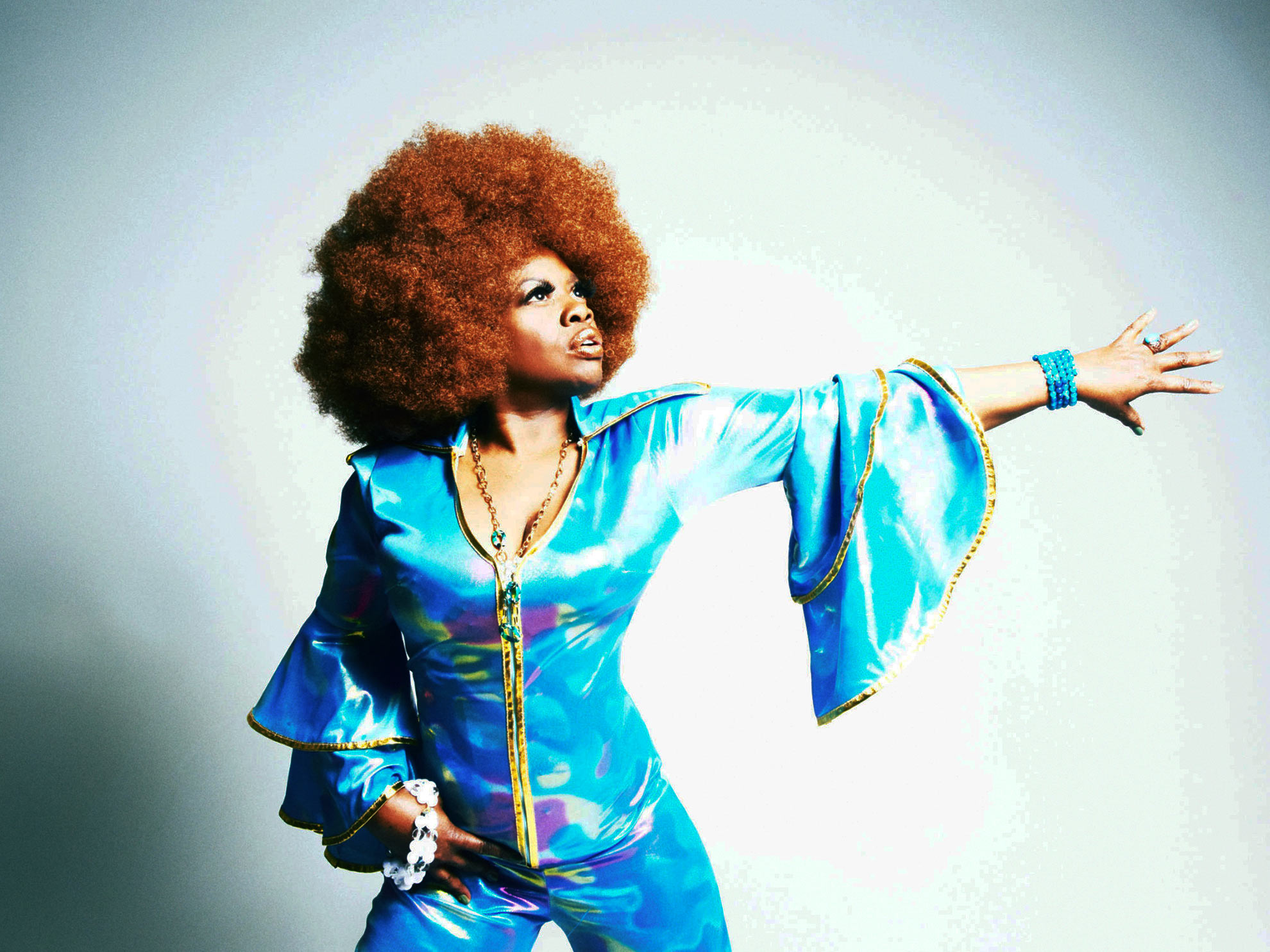 N.Y. Blues Hall of Fame Powerhouse Bette Smith Headlines AllWoman